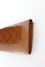 Load image into Gallery viewer, Louis Vuitton Vernis Monogram Wallet
