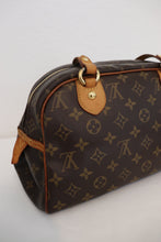 Load image into Gallery viewer, Louis Vuitton montorgueil bag
