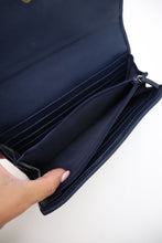 Load image into Gallery viewer, Gucci Flora Print Continental Wallet
