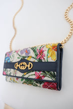 Load image into Gallery viewer, Gucci Flora Print Continental Wallet
