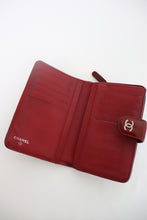 Load image into Gallery viewer, Chanel wallet in red burgundy
