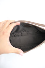 Load image into Gallery viewer, Gucci Boat Pochette
