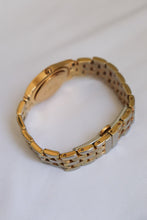 Load image into Gallery viewer, Vintage Gucci 5400M Series Watch
