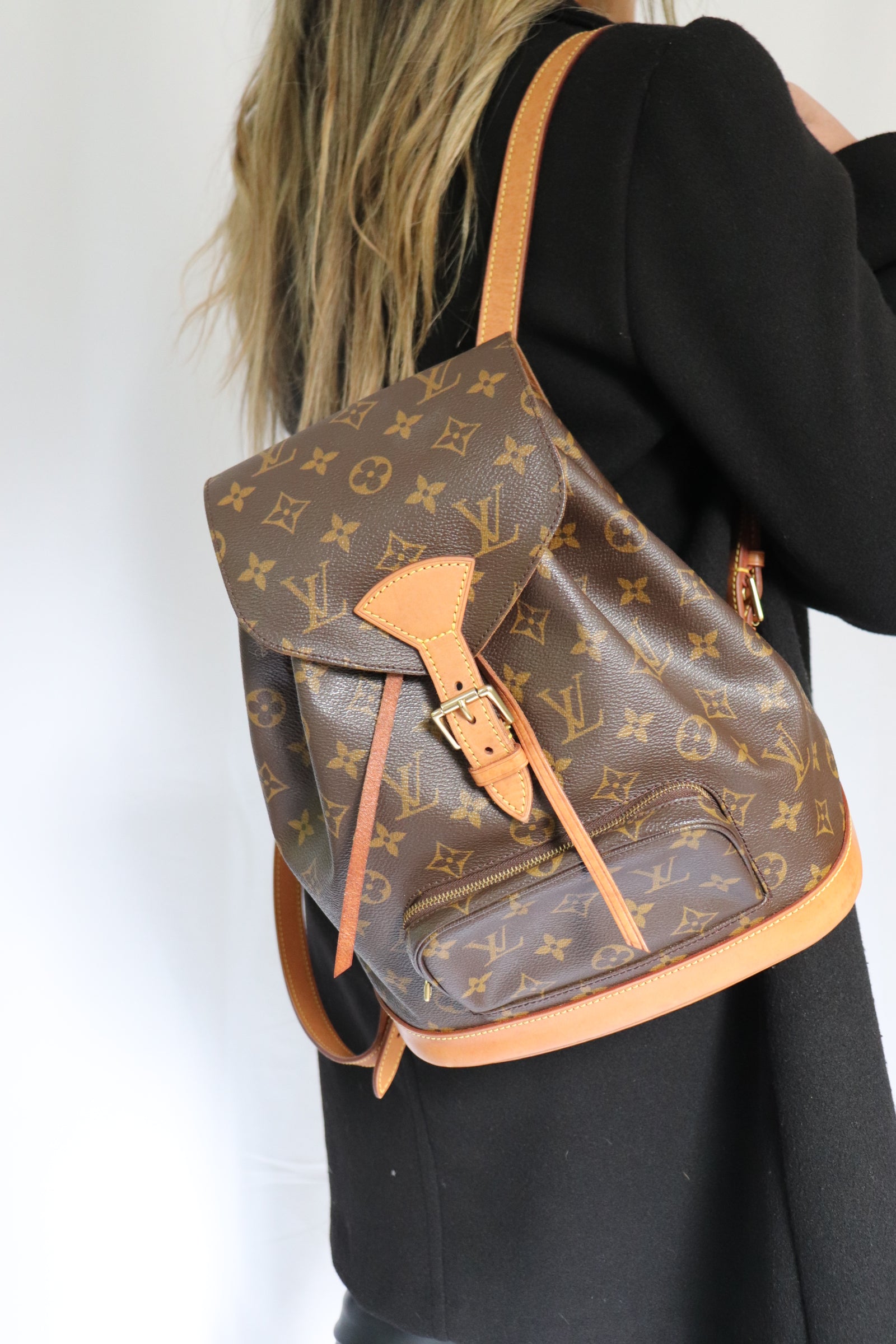 authentic louis vuitton monogram montsouris mm backpack Louis Vuitton Monogram Montsouris MM Backpack – The Vintage Landing