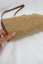 Load image into Gallery viewer, Dior Oblique shoulder bag

