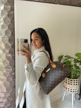 Load image into Gallery viewer, Louis Vuitton montorgueil bag
