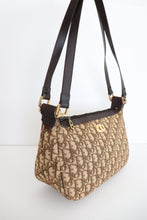 Load image into Gallery viewer, Dior shoulder bag
