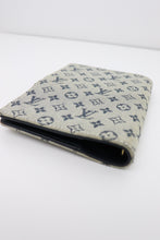 Load image into Gallery viewer, LOUIS VUITTON Agenda PM mini Line Blue
