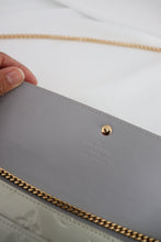 Load image into Gallery viewer, Louis Vuitton vernis wallet
