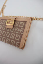 Load image into Gallery viewer, Vintage Fendi wallet
