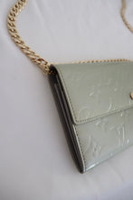 Load image into Gallery viewer, Louis Vuitton vernis wallet
