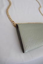 Load image into Gallery viewer, Louis Vuitton vernis wallet
