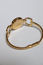 Load image into Gallery viewer, Vintage Gucci 1600 series watch
