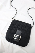 Load image into Gallery viewer, Fendi zucchino crossbody in black
