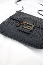 Load image into Gallery viewer, Fendi zucchino crossbody in black

