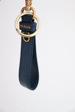 Lade das Bild in den Galerie-Viewer, Prada bag charm in blue
