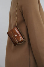 Load image into Gallery viewer, Vintage Louis Vuitton Dentelle Ludlow wallet
