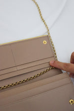 Load image into Gallery viewer, Prada Saffiano metal bar continental flap wallet
