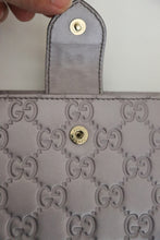 Load image into Gallery viewer, Gucci guccissima golden heart leather wallet
